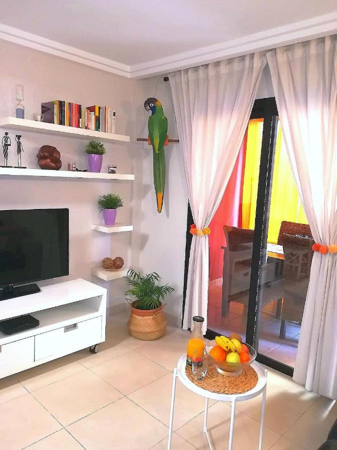 אדחה Paula Pool Apartment Adeje מראה חיצוני תמונה